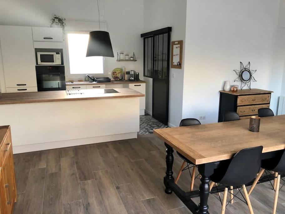 Logement De Plain-Pied Avec Jardin, Terrasse Gurgy Zewnętrze zdjęcie